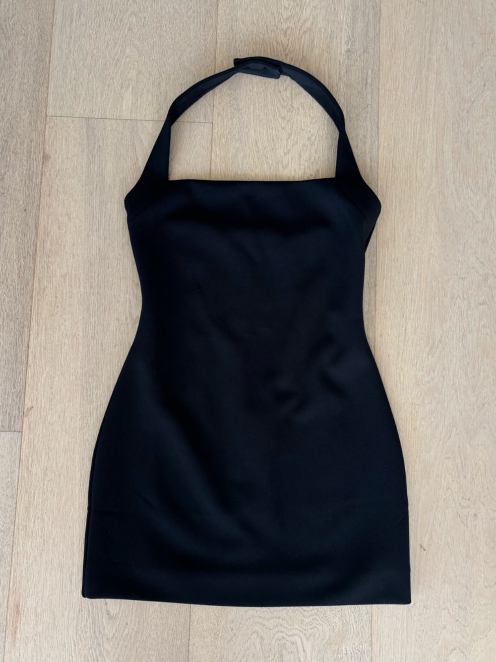 Aritzia Babaton Figureknit Cue Dress
